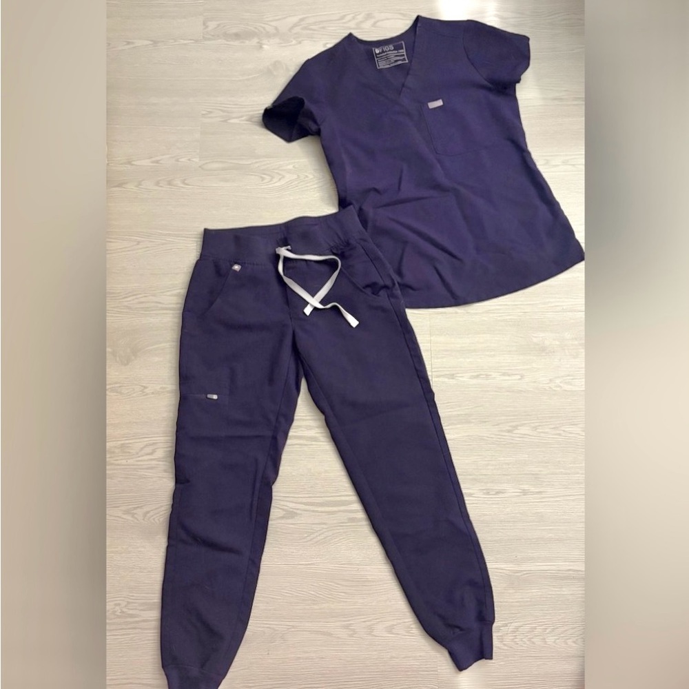 Figs Set Deep Purple Catarina Scrub Top and Zamora Scrub Jogger Pants